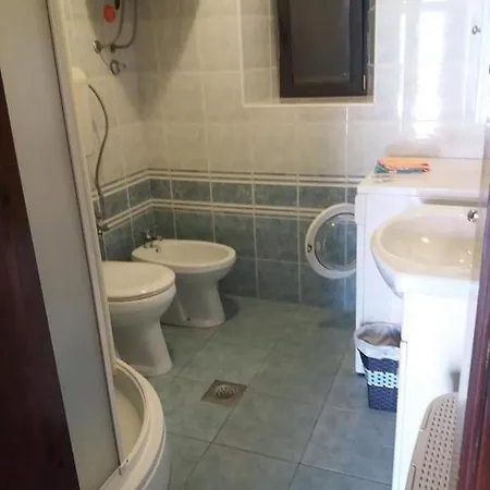 House With A Parking Space - 18805 Olib