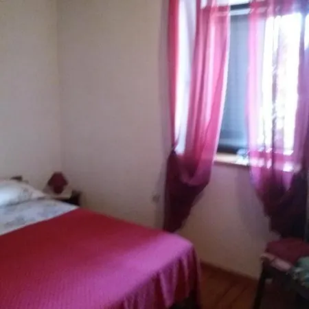 House With A Parking Space - 18805 *